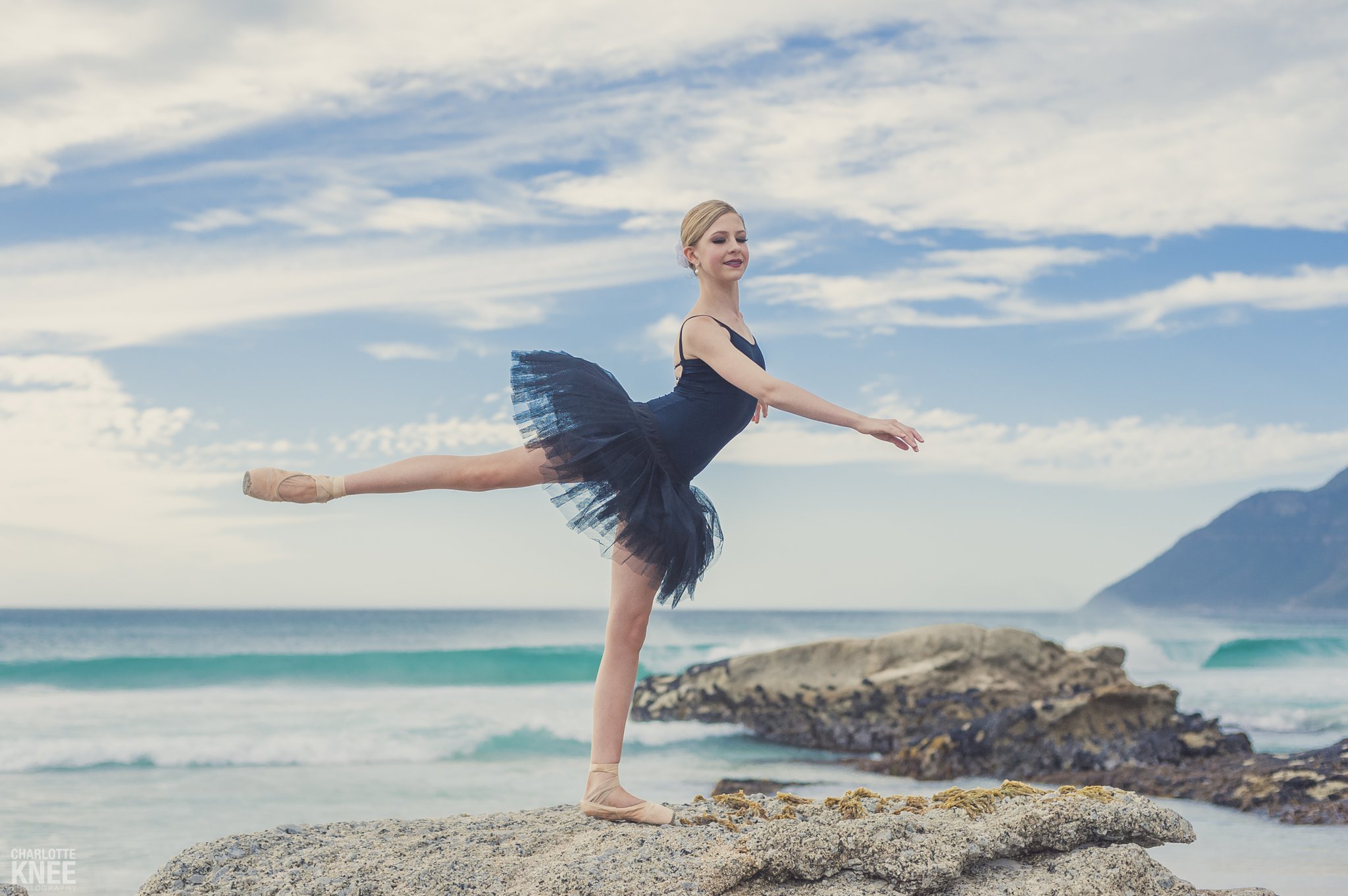 Portrait-Photography-Ballerina-Ashton-Leigh-Parker-Charlotte-Knee-Photography_0009.jpg