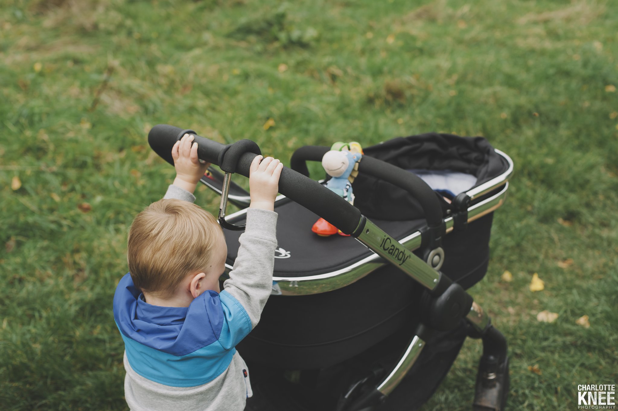 Family Lifestyle Portrait Photography copyright Charlotte Knee Photography_0026.jpg